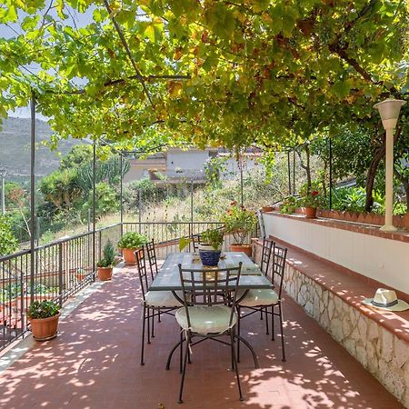 Villa Salvatore Capaci Eksteriør bilde